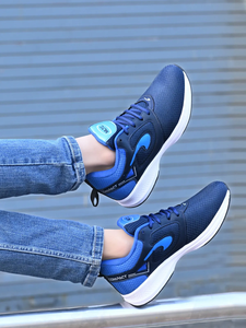 Chaussures de sport en dentelle bleu-noir, légères, respirantes, pour le cricket et la course à pied, antidérapantes, confortables, été comme hiver - Product Image 4