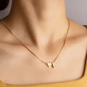 New Fashion Tiny Dainty Initial Letter Pendant Choker Necklace Heart Letter Necklace for Women