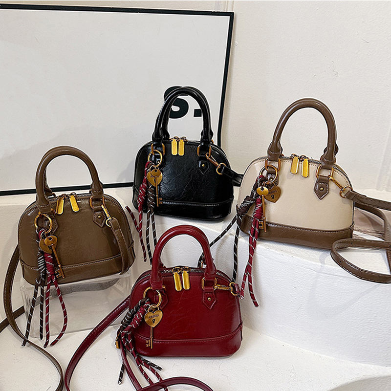 Unlock Sustainable Fashion: Quality sale branded bags for Global