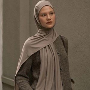 Hijab de Jersey de algodón ligero 2025, artículo de venta de otoño con costuras de alta calidad Popular y cómodo para musulmanes - Product Image 2