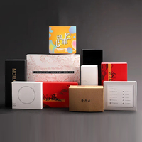 Cadeau d'expédition personnalisé en papier ondulé imprimé Boîte à vêtements de luxe Boîte à vêtements kraft emballage d'expédition de t-shirt vente en gros