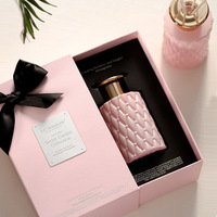 Diffuseur d'arômes rose personnalisé, diffuseur d'air sans flamme en rotin de haute qualité. Convient aux hôtels, aux maisons, aux chambres à coucher.