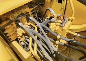 รถขุด Komatsu มือสอง PC270 270 PC จากญี่ปุ่น - Product Image 5