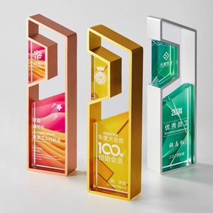 Trofeo <span class=keywords><strong>in</strong></span> Cristallo con Bordo <span class=keywords><strong>in</strong></span> Lega di Zinco Personalizzabile con Incisione Laser 3D per Eventi Aziendali - Product Image 4