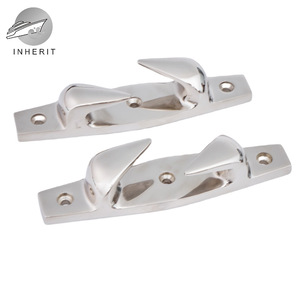 Guide-câble incliné en métal creux Heritage 316 pour bollard marin, idéal pour yachts, bateaux de pêche et bateaux rapides - Product Image 4