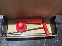 Kit d'outils d'installation de tige de valve 3 pièces, outil de réparation de pneus en métal et caoutchouc, clé de démontage de noyau de valve, embout de valve, clé de montage pour voiture
