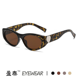 Lunettes de soleil œil de chat UV400 pour femmes, monture PC, verres roses en forme de cœur - Product Image 4