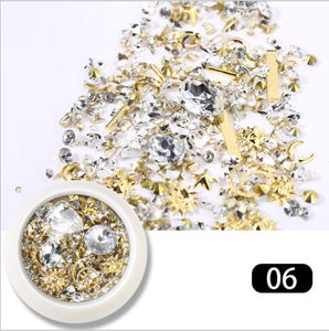 Vente en gros de décorations pour ongles 3D, ornements en strass, diamants pour charmes d'ongles - Product Image 6