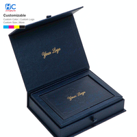 Boîte pliante de luxe doublée de satin pour foulards et vêtements, fermeture magnétique, boîte cadeau en carton rigide avec logo personnalisé, nouveau modèle