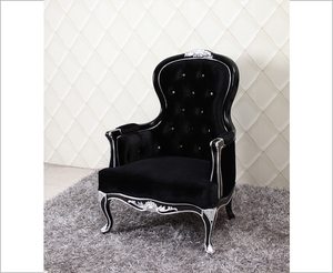 Poltrona Trono di Lusso Personalizzata <span class=keywords><strong>con</strong></span> Schienale Alto, in Legno Massello Intagliato a Mano, Rivestita in Tessuto Trapuntato, per Hall di Hotel, Villa, Lounge VIP - Product Image 4