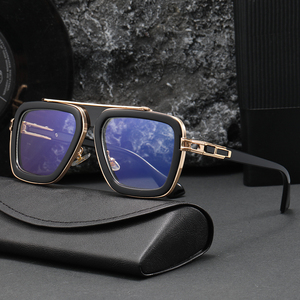 <span class=keywords><strong>Gafas</strong></span> clásicas de Metal de lujo 2025, <span class=keywords><strong>gafas</strong></span> de sol cuadradas con logotipo personalizado, <span class=keywords><strong>gafas</strong></span> de sol clásicas con degradado Vintage para hombres y mujeres - Product Image 2