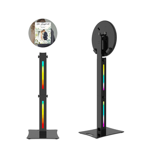 Roamer Photo Booth Koisk de diseño único con dos baterías con cargadores y tiras de luz RGB para suministros de alquiler de fiestas - Product Image 1