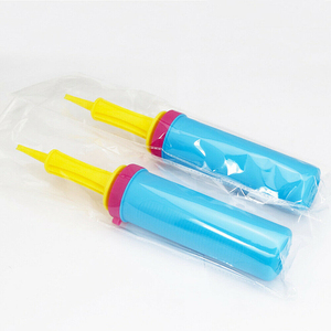 Inflador de globos de plástico seguro, portátil y ligero, accesorios para bodas y cumpleaños - Product Image 4