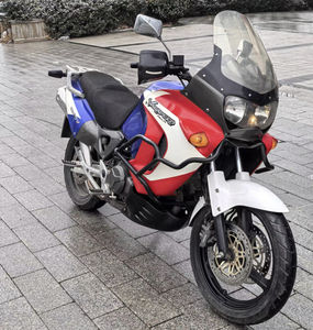 Motocicleta Usada <span class=keywords><strong>Honda</strong></span> <span class=keywords><strong>Modelo</strong></span> Antiguo XRV750 Fabricada en 1988 - Product Image 3