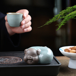 Adorno de Cerámica Creativo Ge Kiln, Cerdo de la Suerte, 2 Piezas, Hecho a Mano, Ornamento del Zodiaco, Decoración de Escritorio Feng Shui - Product Image 3