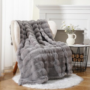 Couvre-lit moelleux et confortable de couleur grise, en fausse fourrure de lapin, sans perte de poils, <span class=keywords><strong>couverture</strong></span> d'hiver en peluche - Product Image 4