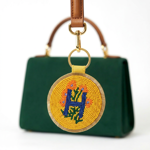 Round Beaded Keychain With Alphabet H Design Gold <b>Metal</b> Clasp Leather Strap Classic Style Inlay Craft For Bag Accessory - Product Image 1