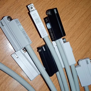 Interruptor Magnético AirTAC DS1-69AG-030 con Sensor de Cilindro DFSG DFSH DFSE DFGG <span class=keywords><strong>DFGH</strong></span> DFGE DFGJ Accesorios - Product Image 2