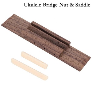 Precio al por mayor marrón mini ligero ukelele de 4 cuerdas tamaño universal <span class=keywords><strong>puente</strong></span> de palisandro + sillín inferior + sillín superior - Product Image 3