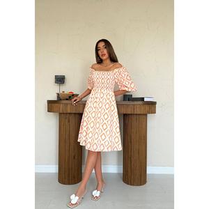Robe d'été décontractée à motif carré orange, coupe trapèze, taille naturelle, col carré, tissée et respirante - Product Image 2
