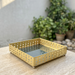 Bandejas de Espejo de Latón con Forma y Estilo Personalizados para Decoración del Hogar y Tocador - Product Image 3