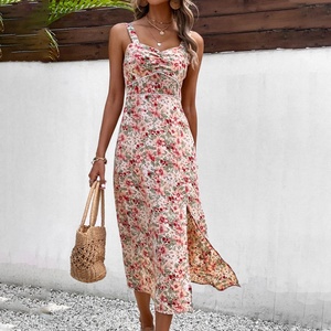 กระโปรงยาวทรงเข้ารูปเอวสูง ลดราคาพิเศษ แฟชั่นเดรสยาวลายดอกไม้สำหรับผู้หญิง สายรัดคอ เปิดหลัง ผ่าสูง - Product Image 3