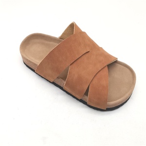 Zapatillas cómodas con correas cruzadas, sandalias biológicas de verano, nuevo diseño, Punta abierta, para exteriores y espuma viscoelástica, zapatos de verano sólidos de PU para hombres, ante de vaca - Product Image 1
