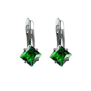 Orecchini a rombo con pietre quadrate arcobaleno per donna, gioielli per le orecchie semplici ed eleganti alla moda - Product Image 1