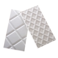 Panneau de mousse de PVC gaufré blanc d'usine chinoise imperméable et ignifuge pour la coupe personnalisée d'armoires traitée