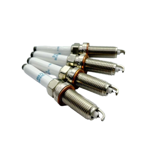 Nuevas bujías de iridio automáticas GKG al por mayor 004 159 65/75 03 22 40 158 47R para Jeep Lumma Obbin Wald <span class=keywords><strong>Mercedes</strong></span>-Benz - Product Image 4