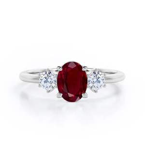 แหวนหมั้นเงินแท้ 925 ประดับทับทิมทรงรี 0.8 กะรัต พร้อมทับทิมโมอิสซาไนต์เคลือบโรเดียม เหมาะสำหรับงานแต่งงาน - Product Image 3