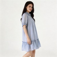 Robe d'été décontractée pour femme en mousseline bleu clair à volants, col et manches bouffantes, plissée avec ourlet à volants