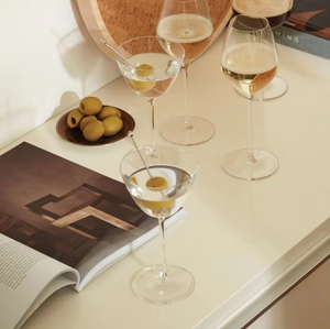 Verre à vin personnalisé soufflé à la main en borosilicate transparent 150 ml Verre à vin moderne - Product Image 4
