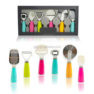 Ensemble de gadgets de cuisine, avec râpe <span class=keywords><strong>à</strong></span> gingembre, trancheuse <span class=keywords><strong>à</strong></span> <span class=keywords><strong>fromage</strong></span>, éplucheur de légumes, ouvre-bouteille, cuillère crème glacée et coupe-pizza, 6 pièces, meilleur cadeau - Product Image 1