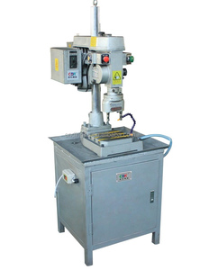 Machine à tarauder de type engrenage avec armoire, pour taraudage de haute performance, choix populaire - Product Image 4