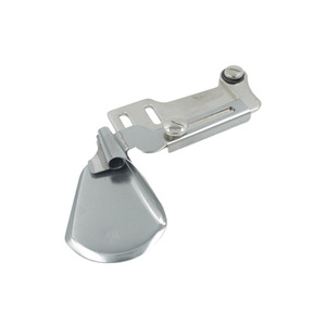 Pince à ourlets incurvée en acier inoxydable pour tissus fins – Pièce d'équipement de traitement de vêtements - Product Image 4
