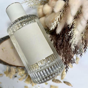 Perfume Original al por Mayor, Fragancia Unisex Amaderada, Aroma Fresco y Duradero, Eau <span class=keywords><strong>de</strong></span> Parfum para Hombre y Mujer, 150 ml, Perfume en Spray - Product Image 5