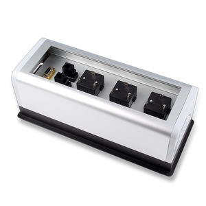 Boîte à câbles en alliage d'aluminium, type rectangulaire, organisateur de bureau avec amortissement de type brosse et multiprise intégrée - Product Image 1