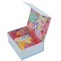 Boîte cadeau magnétique en carton rigide recyclable avec logo personnalisé en relief, boîte en papier rigide de luxe pour lunettes de soleil avec insert en éponge