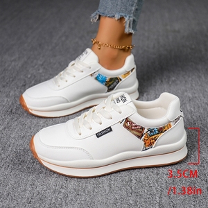 Zapatos Casuales para Caminar con Estampado Blanco y Negro para Mujer, Estilo Moderno, Zapatillas Retro con Plataforma - Product Image 4