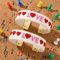 Bracelet ajustable en forme de cœur brodé, tissé à la main, pour femme, idéal pour la Saint-Valentin, les fêtes et les anniversaires