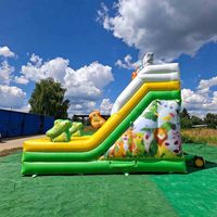 Château gonflable rayé coloré de qualité commerciale, durable, pour les fêtes d'enfants et les jeux en plein air