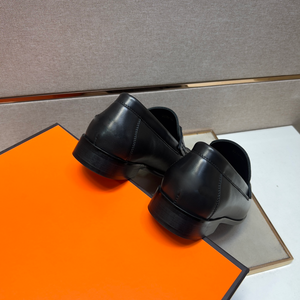 Chaussures décontractées pour hommes en cuir véritable sur mesure, de qualité supérieure, haut de gamme et luxueuses pour les occasions d'affaires et de banquet. - Product Image 3