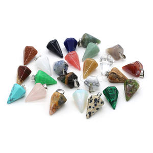 Pendentifs en cristal naturel bon marché en forme de cône pyramidal, pendentif en pierre précieuse hexagonale à <span class=keywords><strong>six</strong></span> faces pour collier, fabrication de pendule - Product Image 3