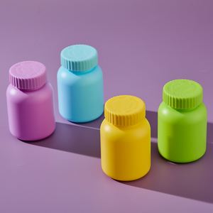 Frasco de pastillas de plástico vacío con logotipo personalizado con tapón de rosca disponible en diferentes colores disponibles - Product Image 1