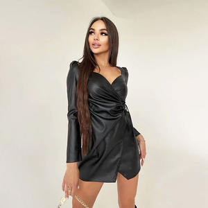 Usine de vêtements de haute qualité personnalisé femmes <span class=keywords><strong>en</strong></span> <span class=keywords><strong>cuir</strong></span> Sexy col <span class=keywords><strong>en</strong></span> V à manches longues robe mince noir tenue décontractée pour les femmes - Product Image 5
