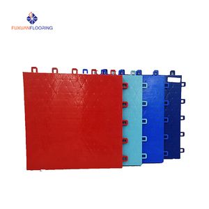 Piastrelle FUXUAN FXH in Materiale 100% Riciclabile, Ecologiche, per Campi da Hockey, Pavimentazione in PP per Interni ed Esterni - Product Image 1