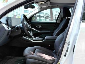 Voitures électriques <span class=keywords><strong>BMW</strong></span> <span class=keywords><strong>I3</strong></span> EDrive 35L, autonomie CLTC 526 km, batterie CATL NCA, chauffage des sièges, protection piétonne passive, en stock, à vendre - Product Image 3