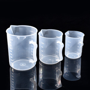 Tasses à mesurer en plastique transparent 50 ml 250 ml 500 ml 1000 ml 2000 ml avec graduations pour la pâtisserie et l'utilisation en cuisine - Product Image 2