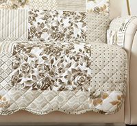 Copridivano Reversibile in Poliestere Stile Shabby Chic Great Bay Home, Lavabile con Elastici, Dettagli Trapuntati per Bambini e Animali Domestici